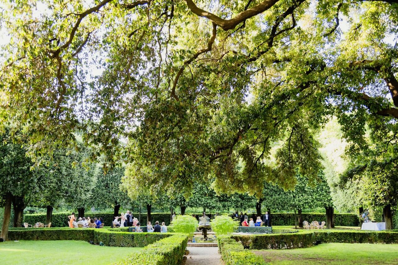 Gardens for cocktail hour 