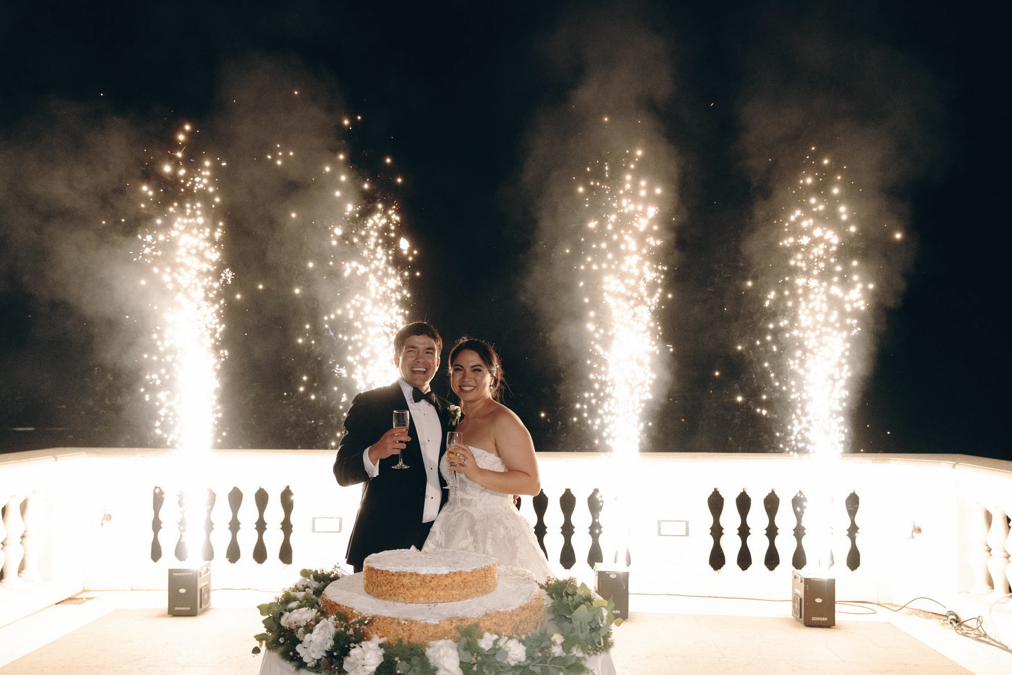 Cake cutting on the terrace of Villa Miani