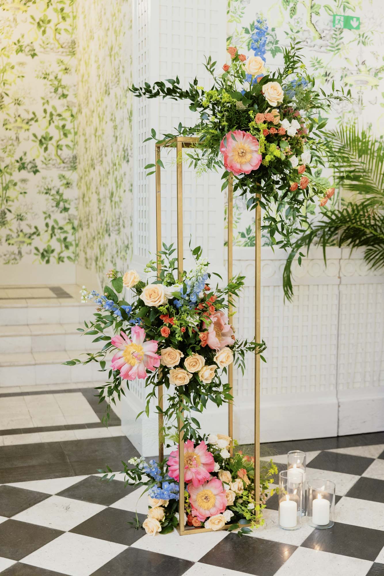 details of vow renewal ceremony decor at hotel de la ville